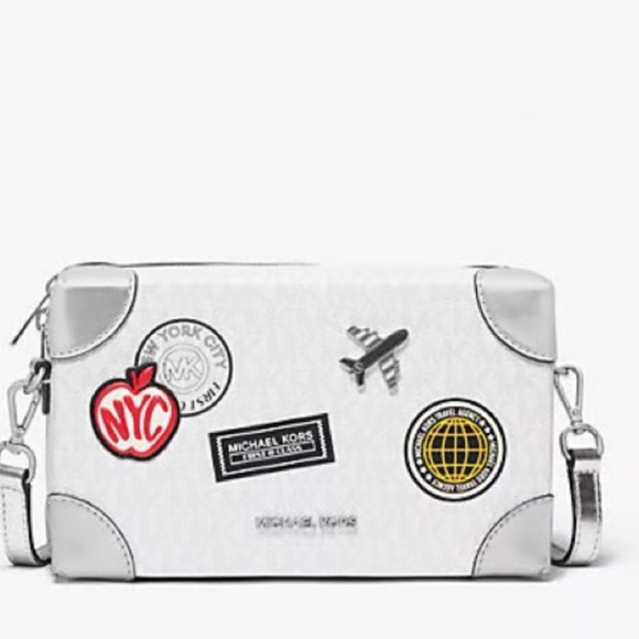 Michael Kors Trunk Travel Clutch/Crossbody NWT - Picture 4 of 6